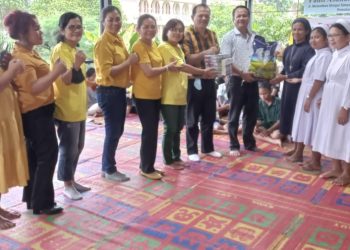Berbagi Kasih, PPTSB Kota Siantar Mengunjungi 2 Panti Asuhan
