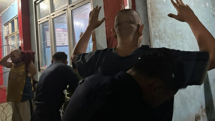 Agar Tetap Kondusif, Kamar WBP di Lapas Narkotika Raya Digeledah, Tidak Ditemukan Barang Terlarang