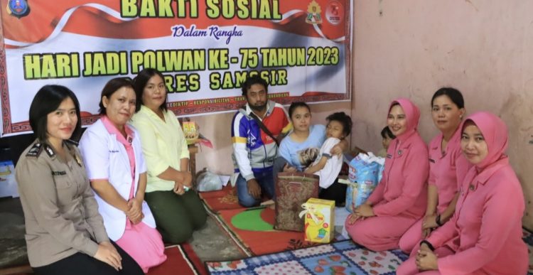 Sambut Hari Jadi ke 75, Polwan Polres Samosir Gelar Baksos