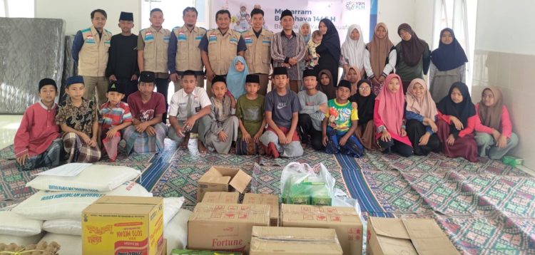 Bahagiakan Yatim Dhuafa, YBM PLN Salurkan Santunan Melalui Program Muharram Bercahaya 1445 Hijriah