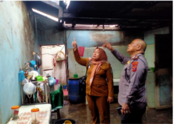 Rumah Warga Rusak Usai Dihantam Angin Puting Beliung