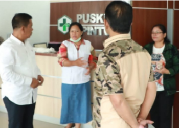 Saat Sidak, Bupati RHS Minta Tolong kepada Petugas Puskesmas Sipintu Angin