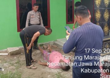 Anak Temukan Ibu Meninggal Dekat Teras Rumah, Wajah Memar dan Lidah Menjulur