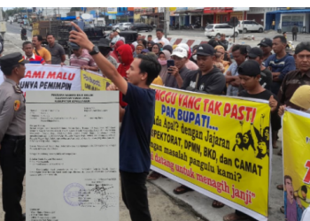 Diduga Berbuat Asusila dan Perjudian, Warga Badol Desak Berhentikan Jumawan Sebagai Pangulu