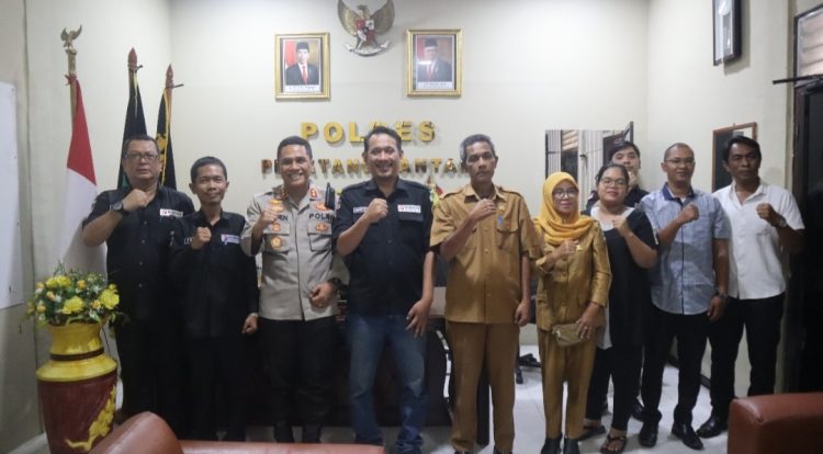 Sukseskan Pemilu 2024, Kapolres Siap Berkoloborasi Positif Dengan Bawaslu Pematang Siantar
