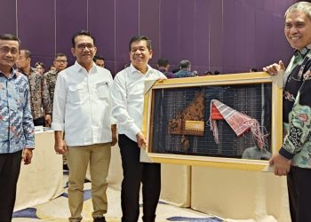 Hadiri Rakor Lintas Sektoral Pembahasan Renperkada RDTR, Bupati RHS : Terima Kasih